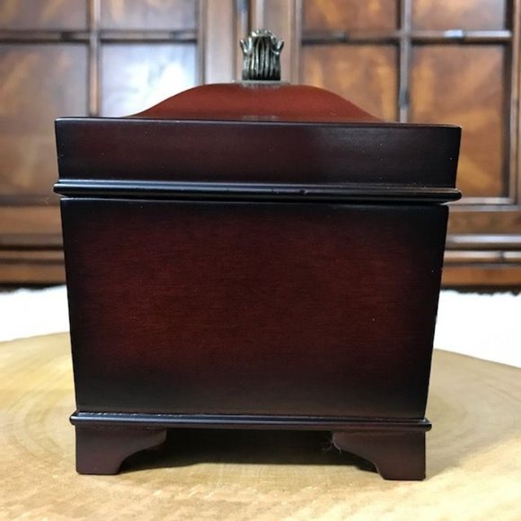 NWOT Bombay Genuine Wood Musical Ring Case - Picture 3 of 8